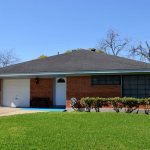 Garage with a utility block and a canopy at the dacha: projects and drawings