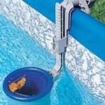 How to install a skimmer in your pool and clean it?