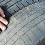 Old car tires will become soft after a long period of use and are easier to shape into the desired shape.